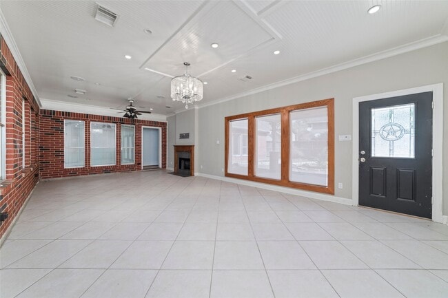 Building Photo - 6511 Mesa Vista Ct