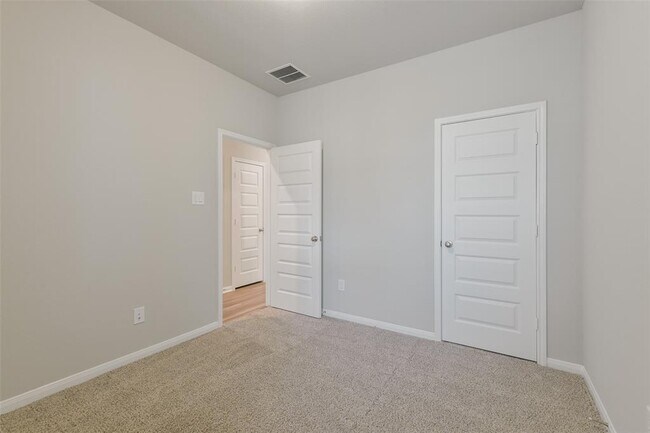 Building Photo - 17418 Rosette Grass Dr