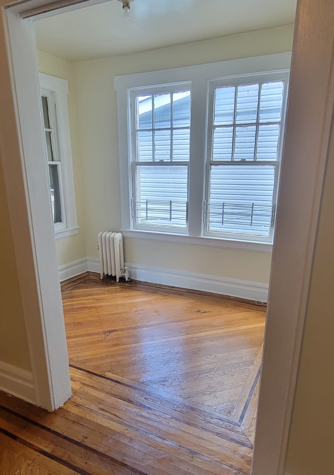 Building Photo - 82 Smith St