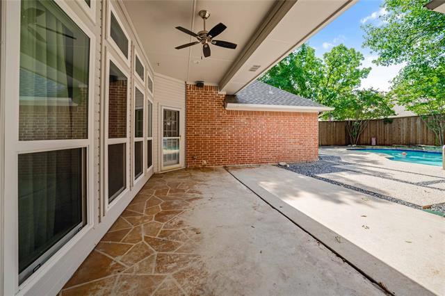 Building Photo - 243 Park Valley Dr
