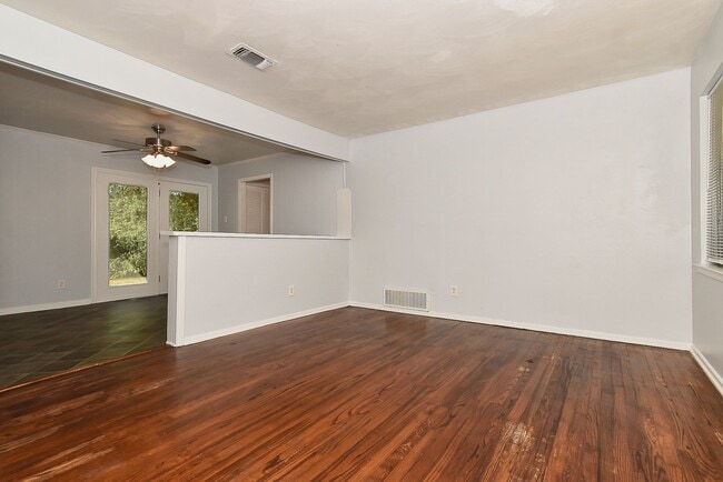 Building Photo - 6508 Finch-House