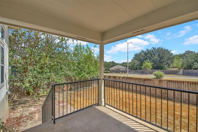 Building Photo - 641 Fort Thomas Pl
