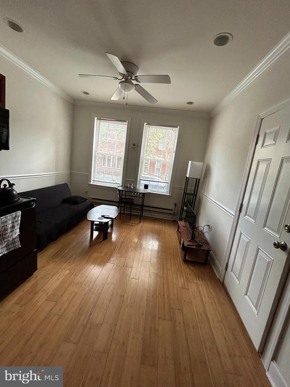 Building Photo - 2233 Reed St