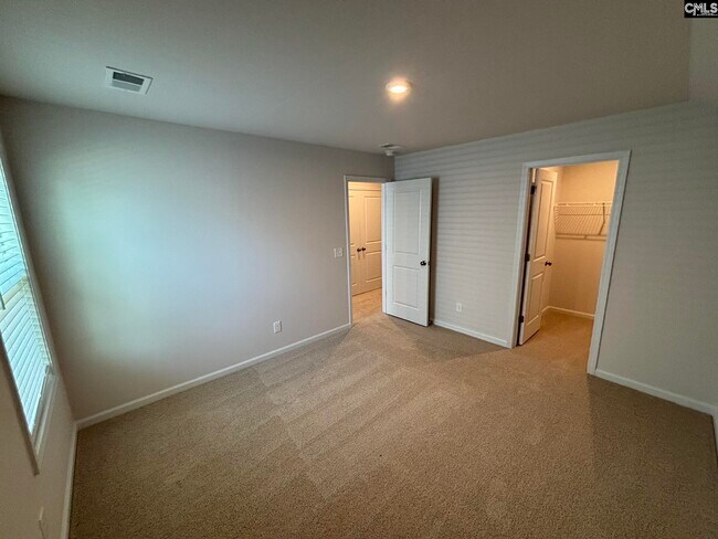 Building Photo - 102 Georgia Pine Dr