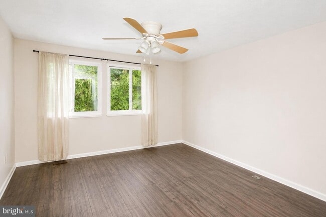 Building Photo - 17231 Epsilon Pl