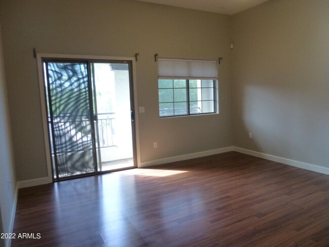 Building Photo - 2727 N Price Rd