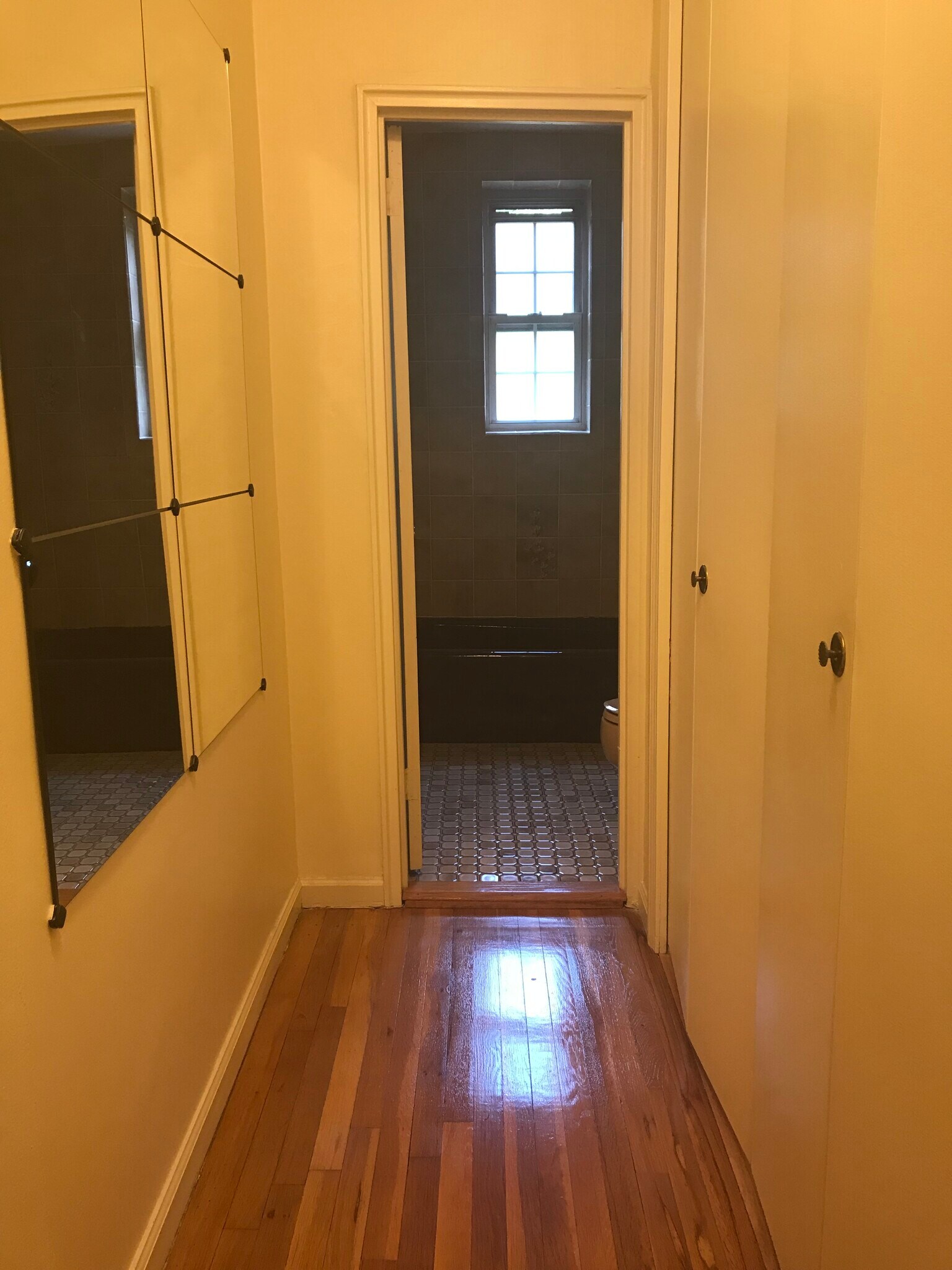 Building Photo - 780 Bronx River Rd