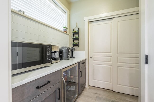 Building Photo - Stunningly Upgraded 4-Bedroom Home in Prime Eagle Location