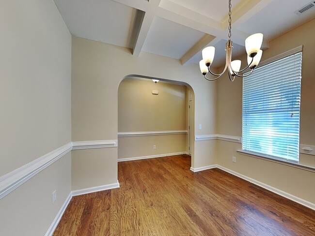 Building Photo - 265 Marsh Creek Dr