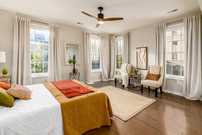 Building Photo - 100 Normandy Ave