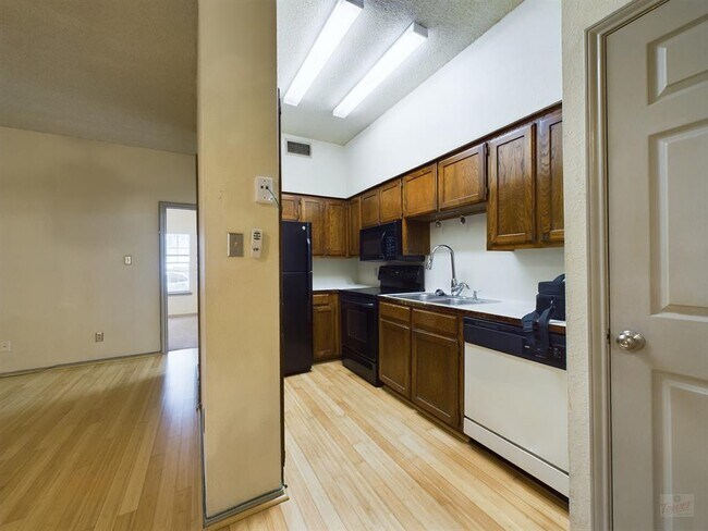 Building Photo - 2810 Nueces St