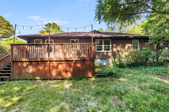Building Photo - 1469 Clairmont Rd