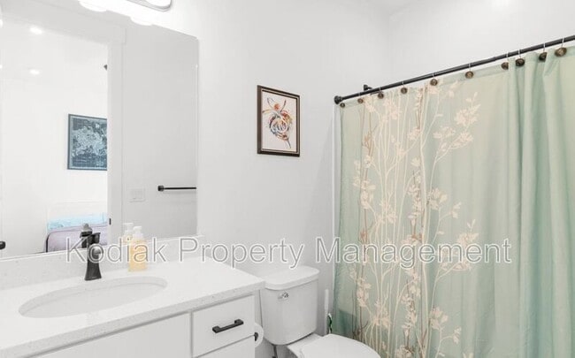 Building Photo - 127 N 4450 W