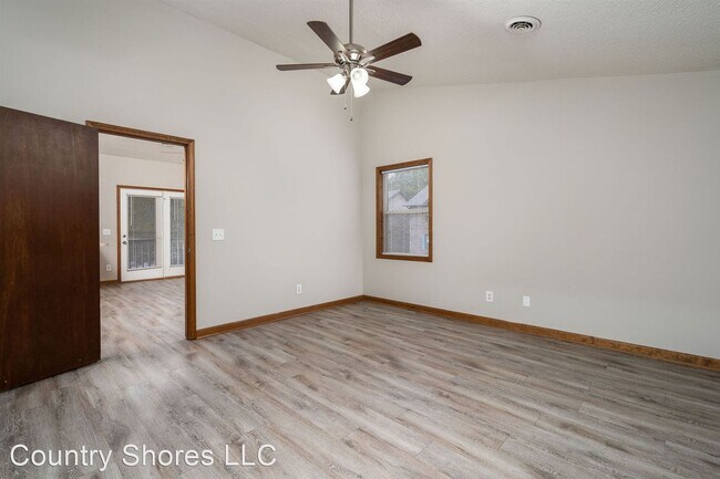 Building Photo - 1 br, 1 bath Apartment - Country Shores Ap...