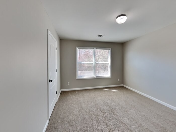 Building Photo - 1979 Raegan Way