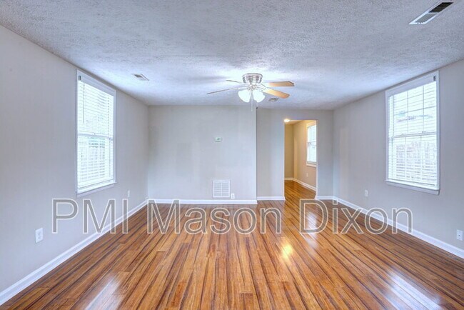 Building Photo - 1651 Elkridge Dr