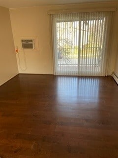 Building Photo - 25331-25337 S Montmartre Ct