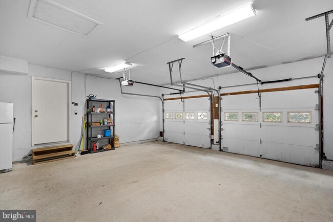 Building Photo - 12545 Browns Ferry Rd