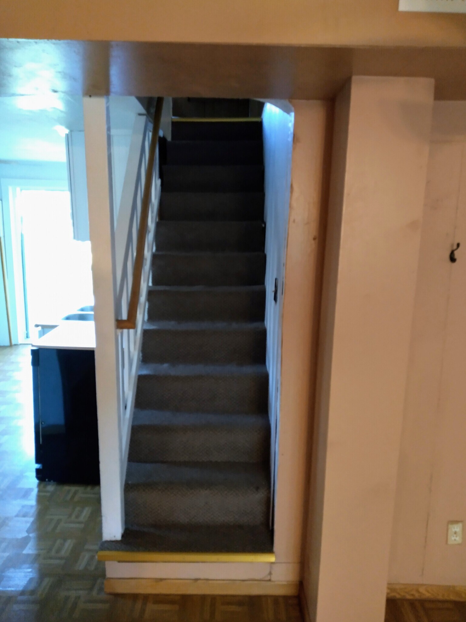STAIRS TO MASTER BEDROOM. - 1324 M St NE