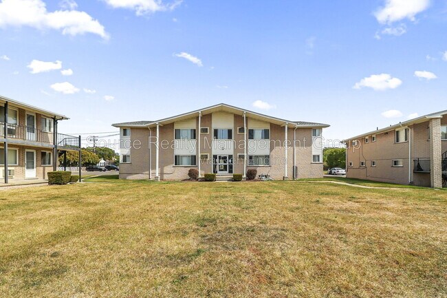 Building Photo - 720 Harrison Blvd