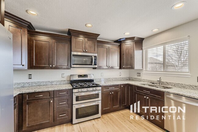 Building Photo - 4219 S Killarney St