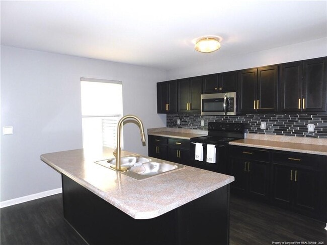 Building Photo - 1412 Demila Dr