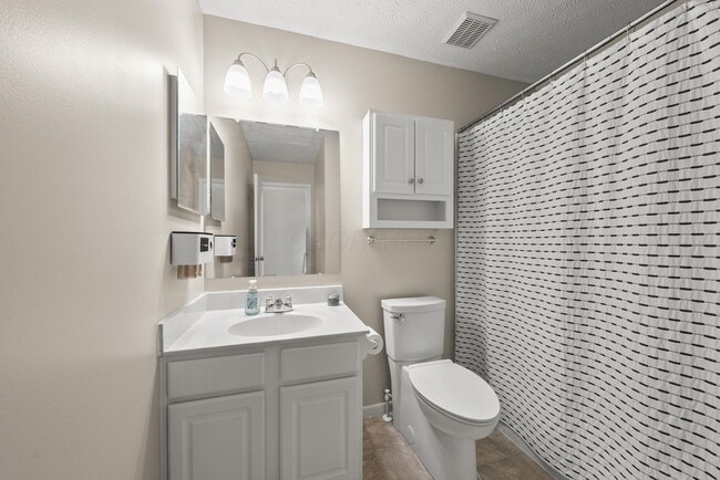 Building Photo - 6007 Haydens Crossing Blvd