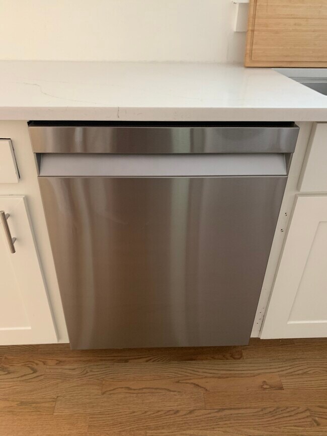 Building Photo - 414 Charles Ct