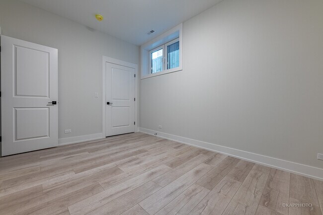 Building Photo - 4021 N Keystone Ave