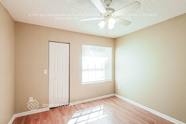 Building Photo - 5833 Eagle Cay Ln