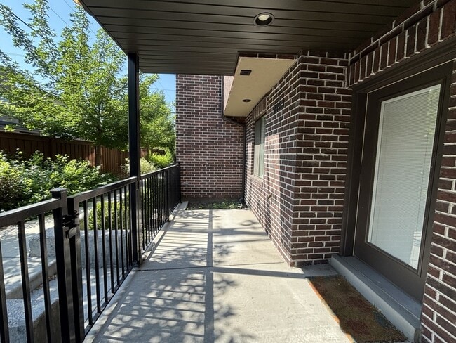 Building Photo - 3883 Komenda Ct