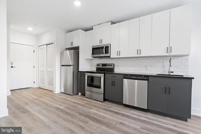 Building Photo - 330 Cecil B. Moore Ave