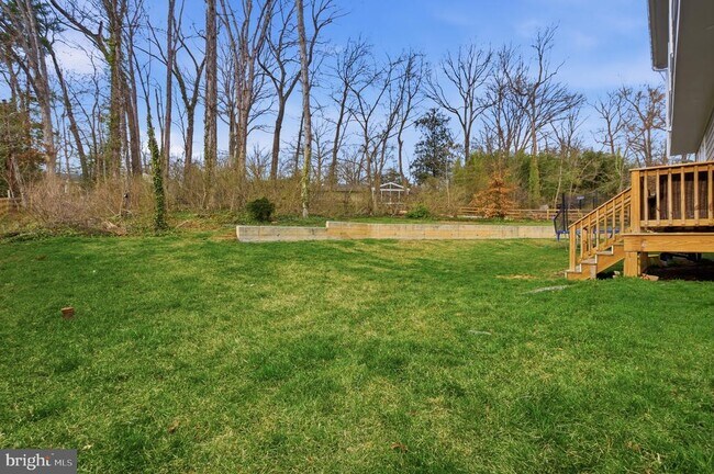 Building Photo - 1304 Gahant Rd