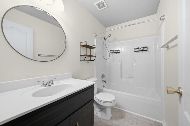 Building Photo - Charming 3-Bedroom Home with 2 Full Baths Ranch, Fenced in backyard with Storage Shed - Your Perf...