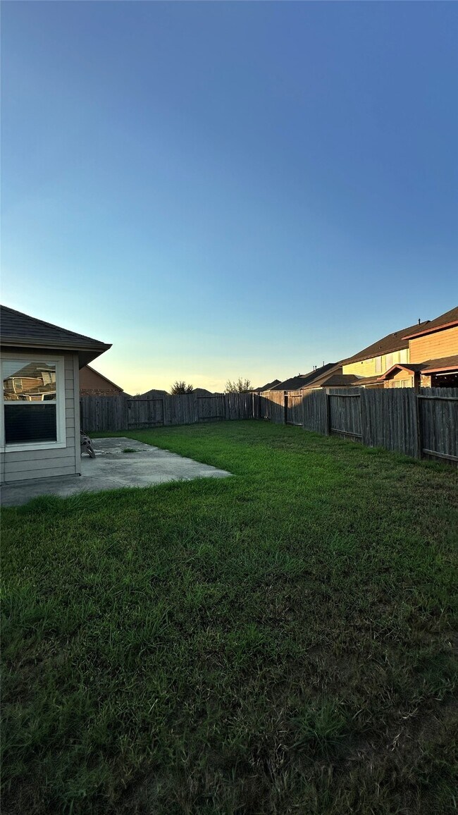 Building Photo - 20702 Waterfall Rain Ct