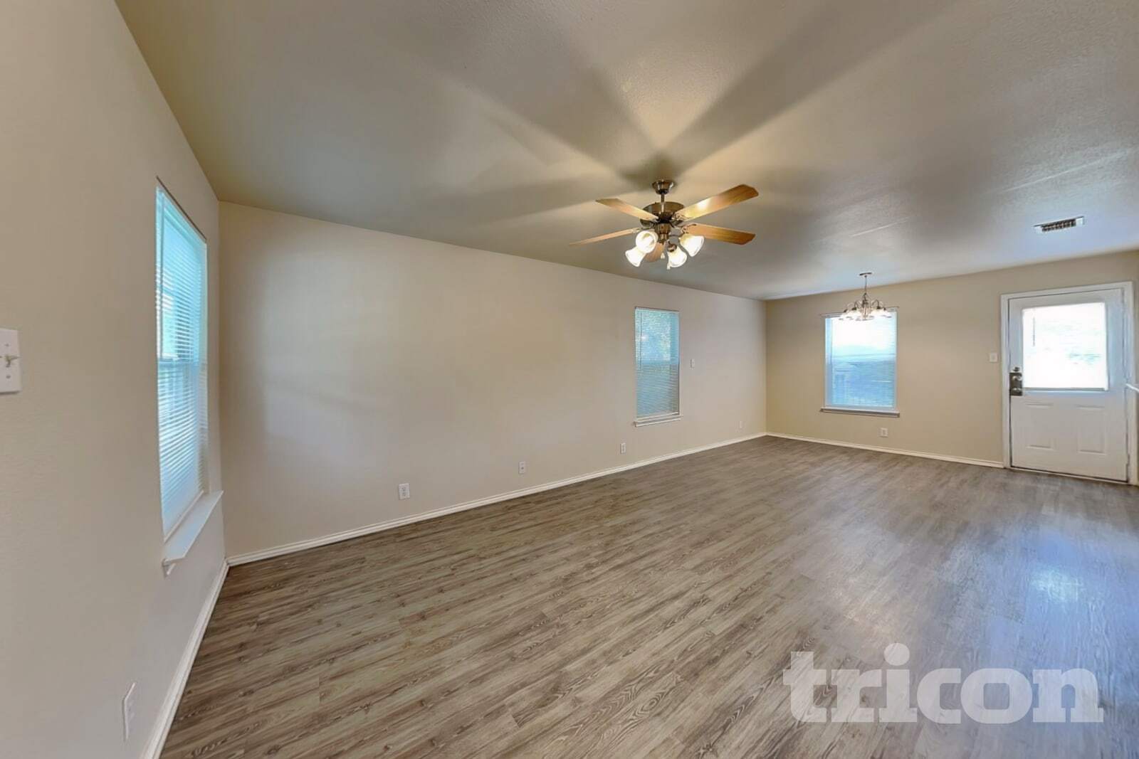 Building Photo - 5614 Red Canyon