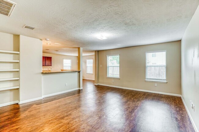 Building Photo - 12631 Mountain Daisy Rd