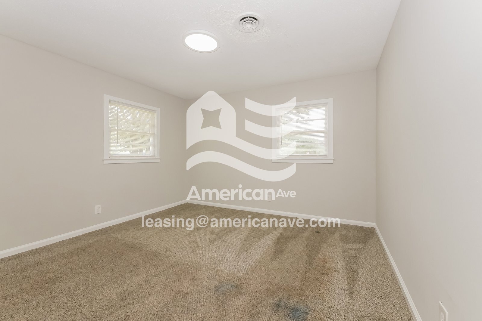 Building Photo - 4533 Sentry St