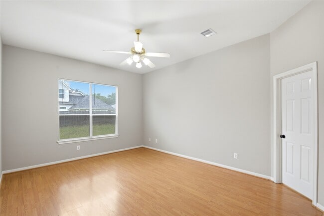 Building Photo - 3924 Highland Vale Ct