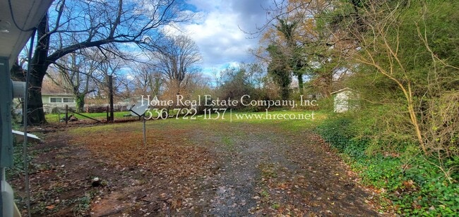 Building Photo - 3907 Indiana Ave