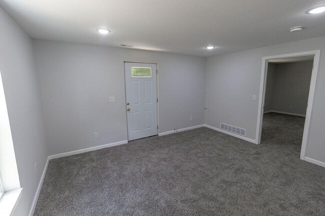 Building Photo - 5316 Godas Cir