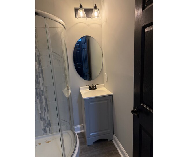 Building Photo - 3325 E Monument St