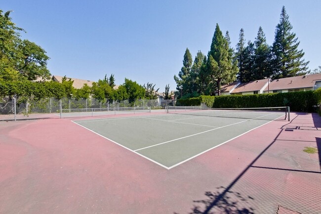 Building Photo - Hidden Silicon Valley Oasis! 2BR/2.5BA Townhome with TWO Private Patios, 2 Dedicated Parking Spac...