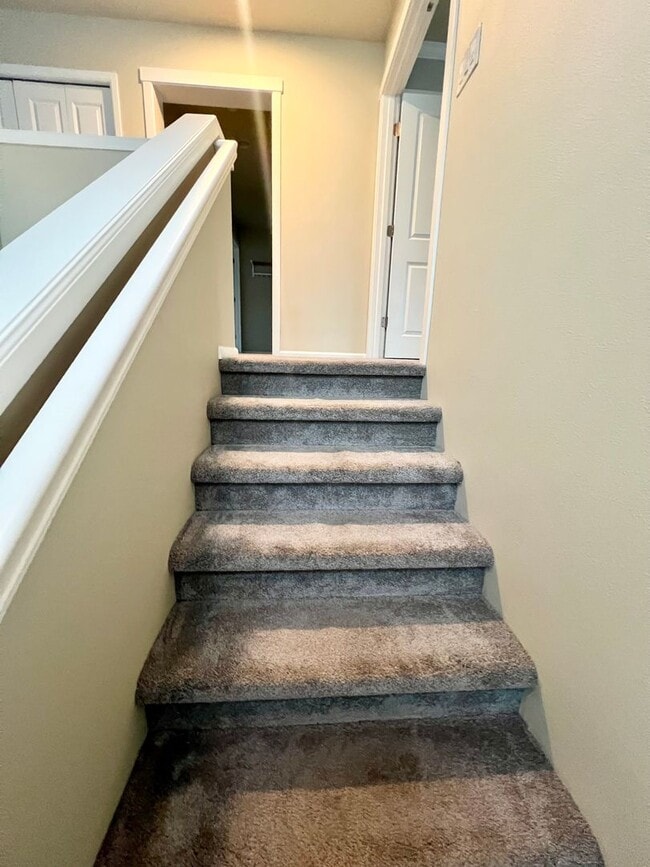 Building Photo - Well maintained 4bd in Lynnwood