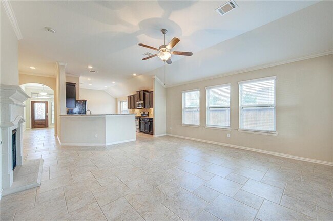 Building Photo - 6710 Trinity Trail Ln
