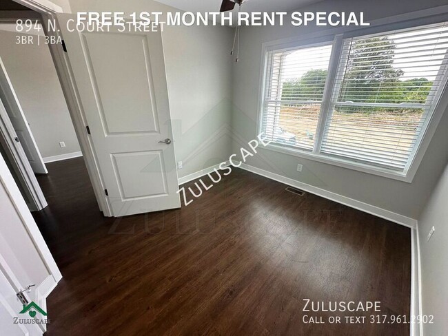 Building Photo - Free 1st Month Rent @ Z-Place Commons A Zu...