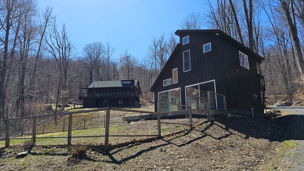 Building Photo - 111 Wiswall Hill Rd