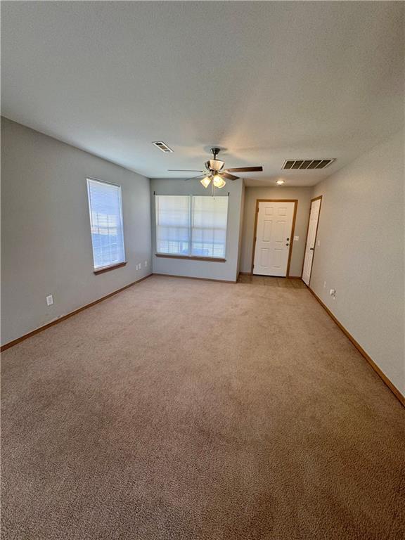Building Photo - 340 Grant Springs Dr