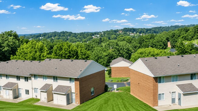Building Photo - Willow View Townhouses