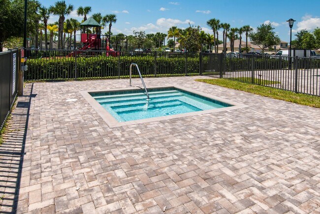 Building Photo - 9851 E Verona Cir